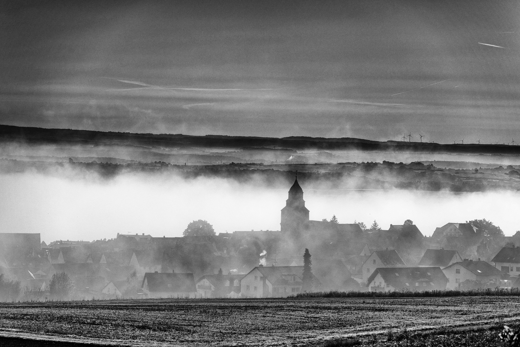 Grüningen im Nebel